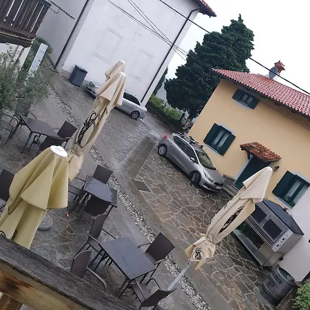 Smartno Apartmaji Goran Apartment